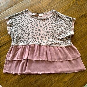 La Miel Dusty Pink Leopard Print Short Sleeve Top- Size M